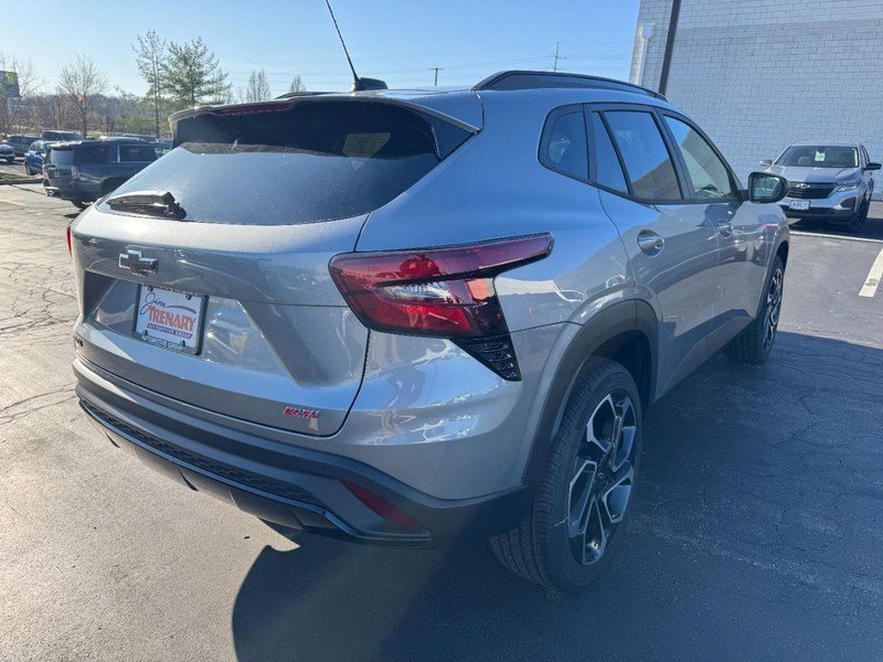 New 2026 Chevrolet Trax RS w/ Driver Confidence Package video 3