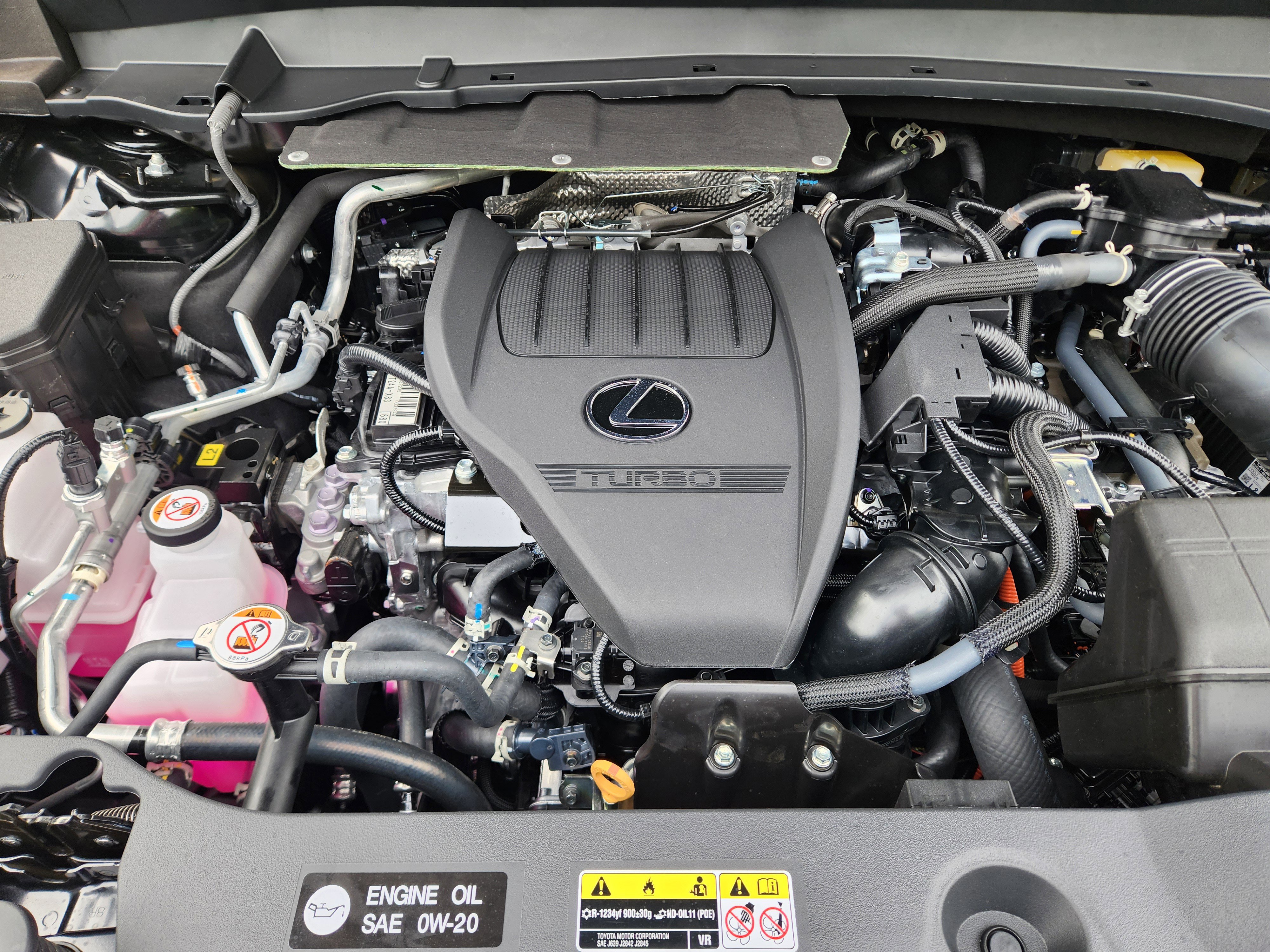 New 2026 Lexus TX 500h AWD image 17