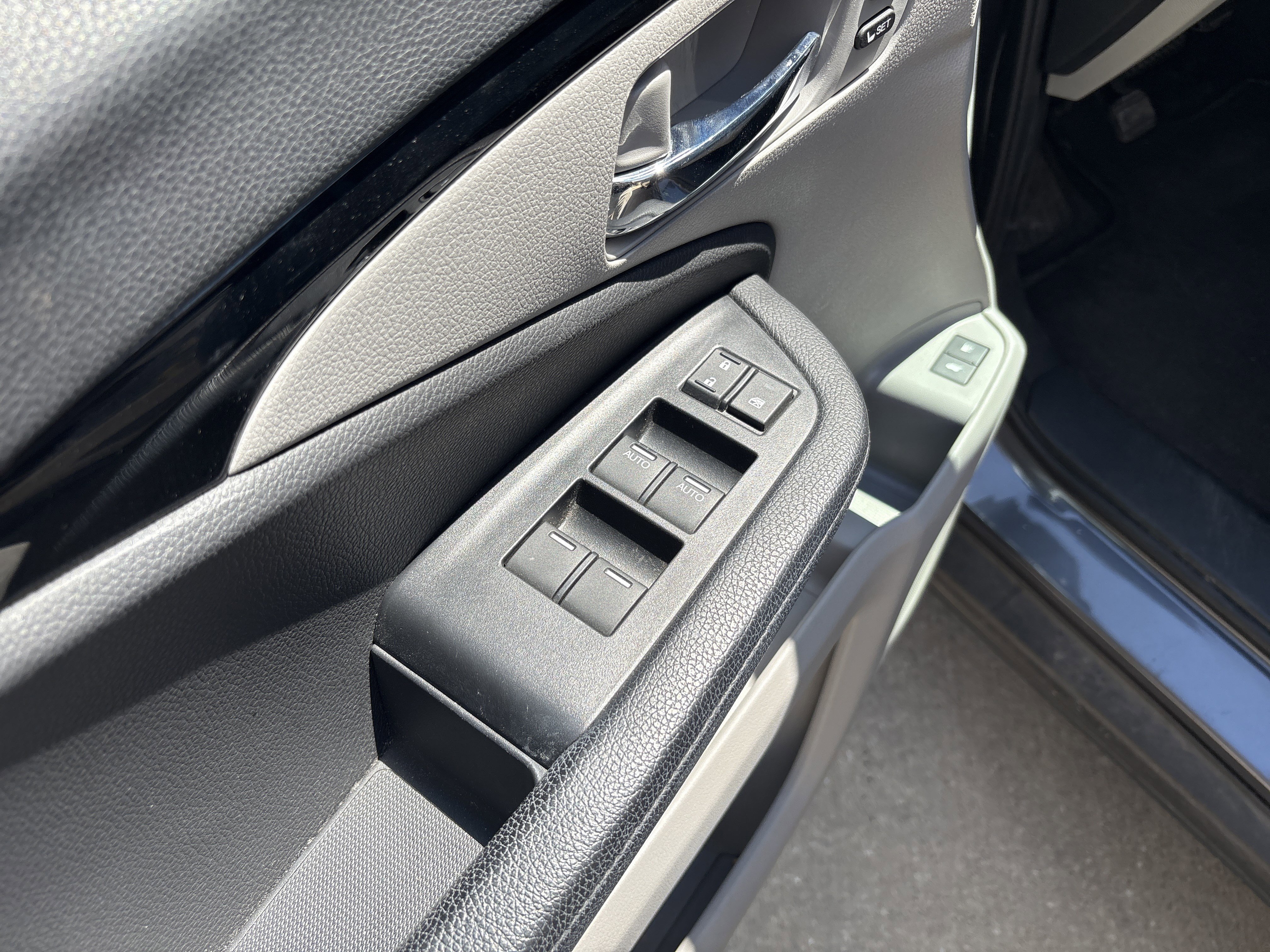 Used 2016 Honda Pilot Elite image 15