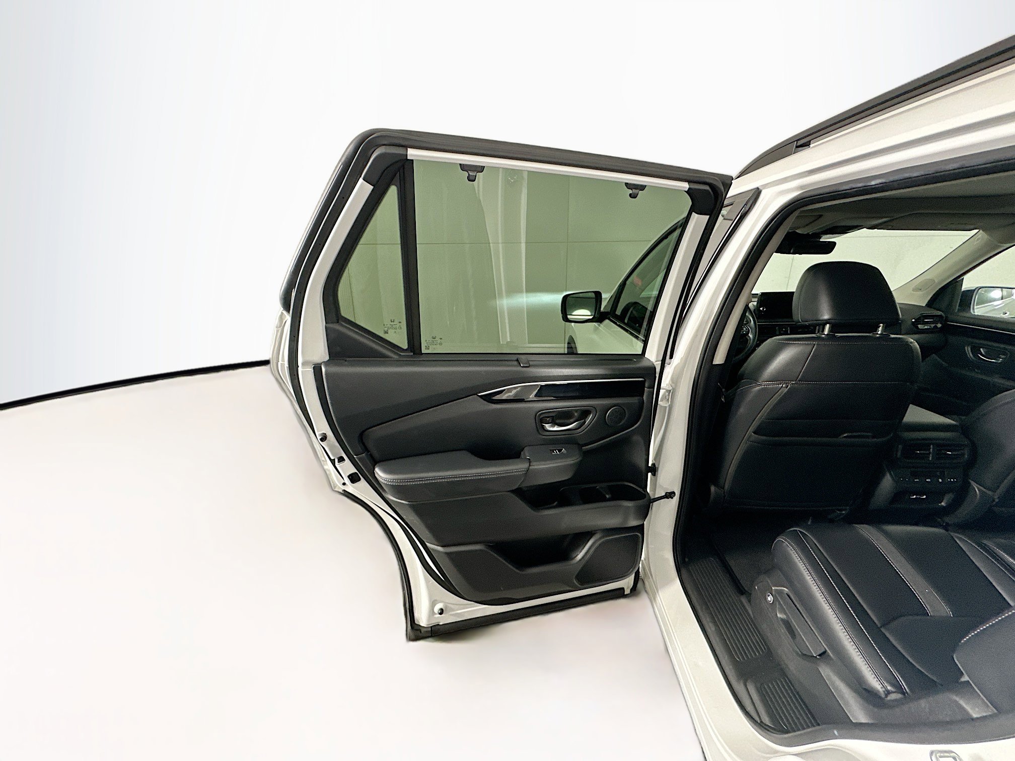 Used 2023 Honda Pilot Touring image 35