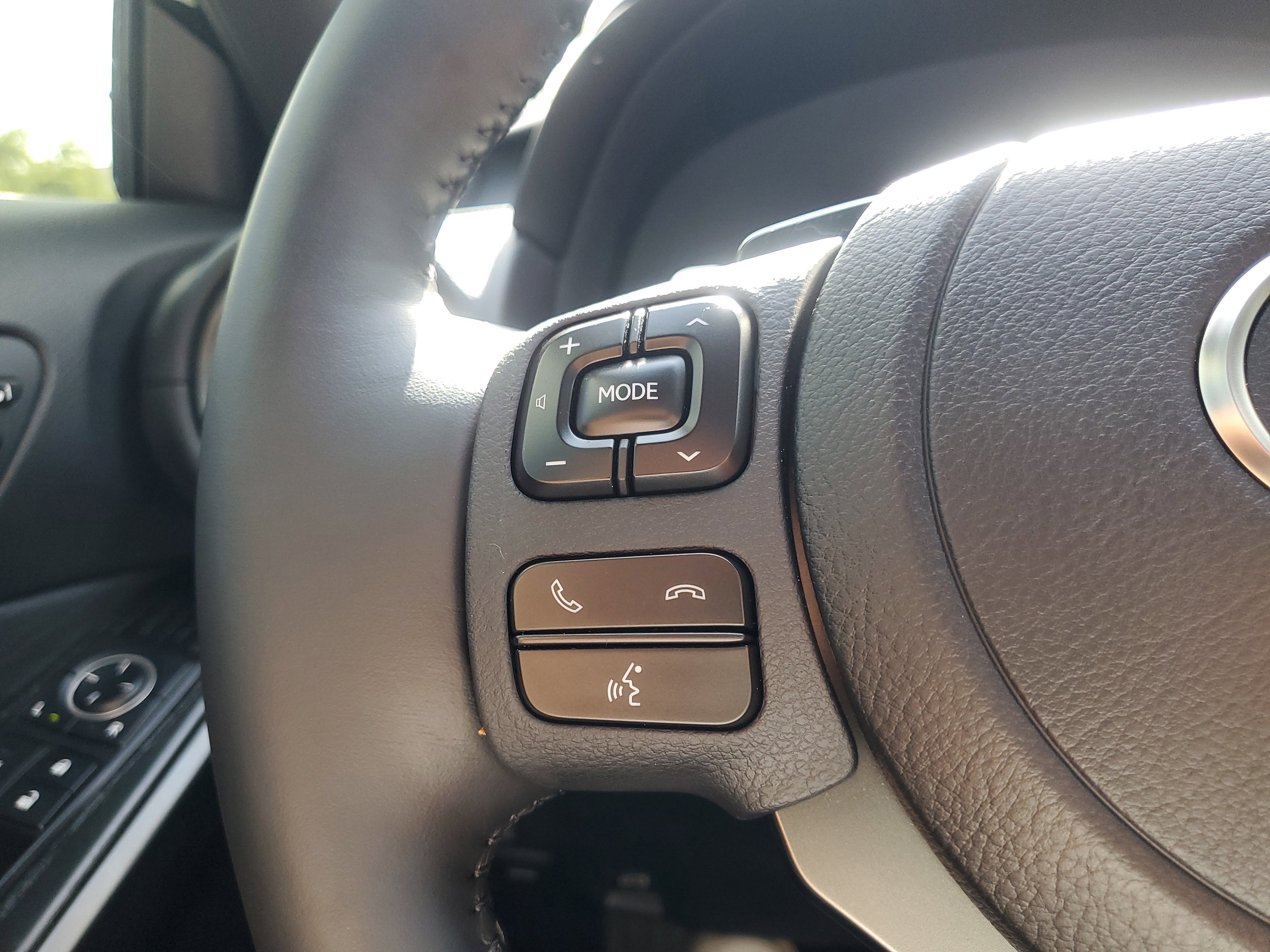 Used 2025 Lexus IS 300 w/ Premium Package image 25