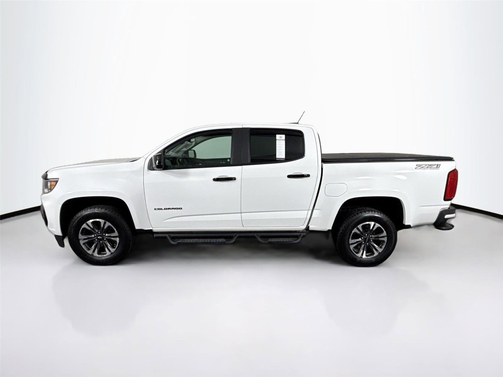 Used 2021 Chevrolet Colorado Z71 w/ Safety Package AWD/4WD image 14