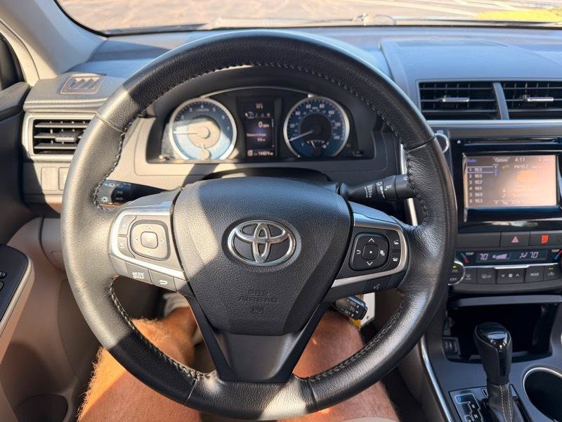 Used 2015 Toyota Camry XLE FWD image 14