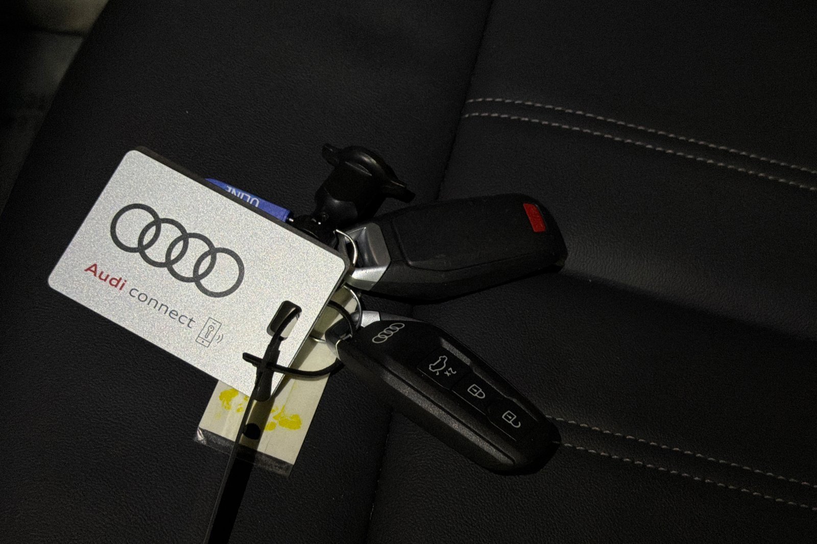 Used 2025 Audi Q5 Premium w/ Convenience Package AWD/4WD image 25