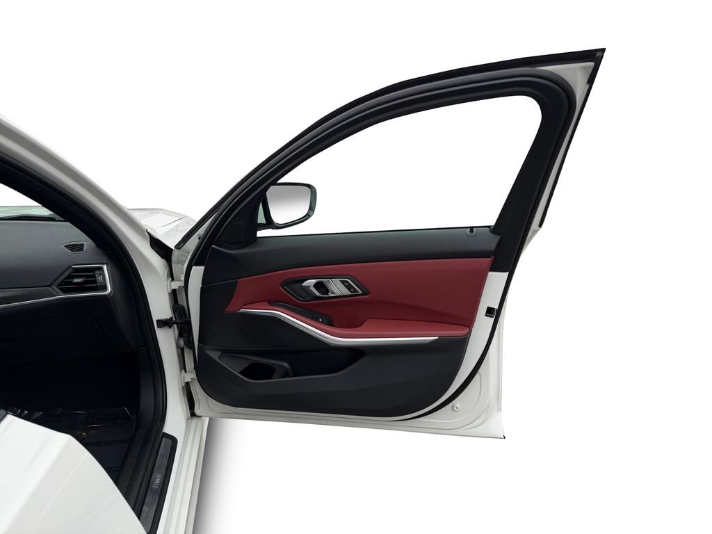 Used 2023 BMW 330i xDrive 330i xDrive w/ Premium Package image 16