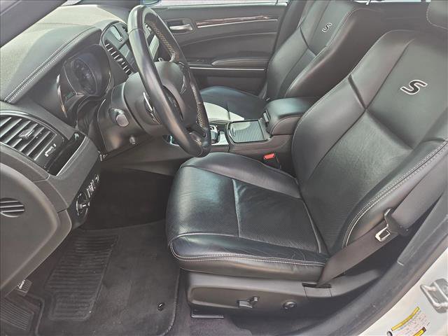 Used 2018 Chrysler 300 S w/ 300S Premium Group 2 image 15
