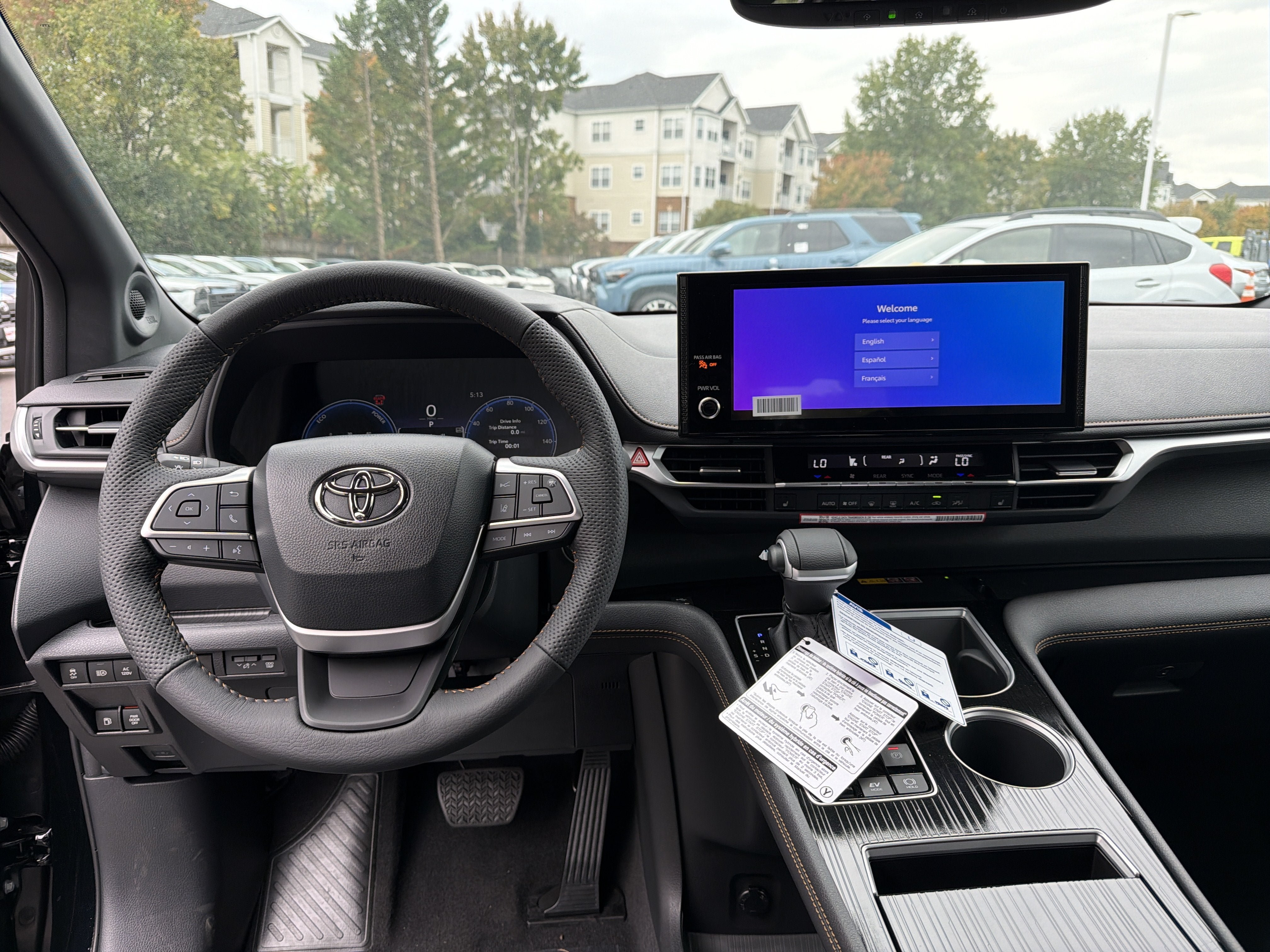 New 2026 Toyota Sienna AWD image 14