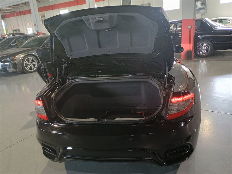 Used 2018 Maserati GranTurismo Sport RWD image 38