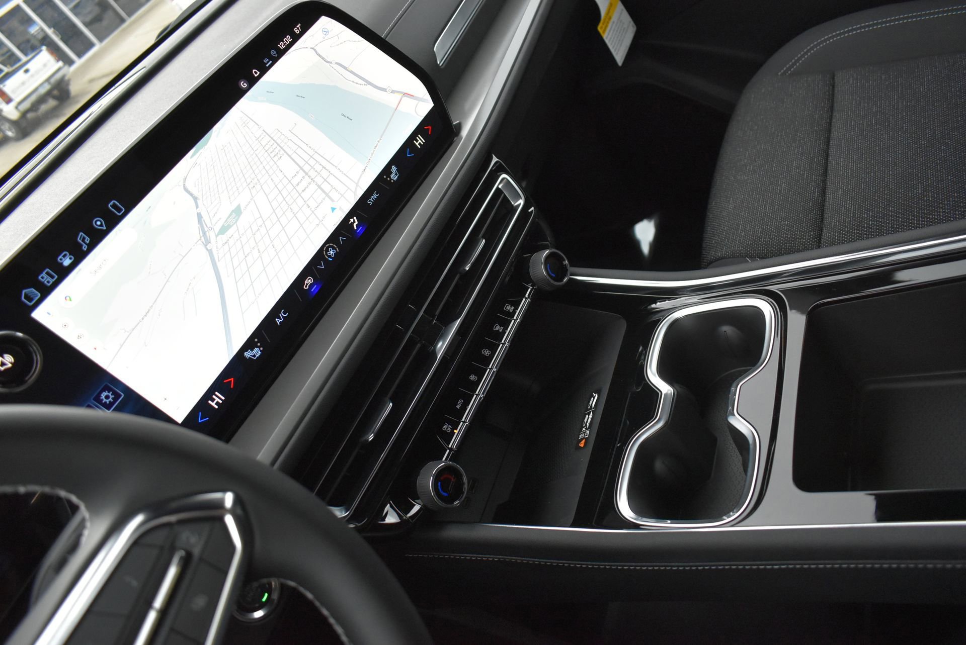 New 2026 Chevrolet Traverse LT w/ Sun and Wheel Package image 27