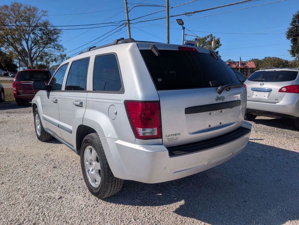 Used 2009 Jeep Grand Cherokee Laredo w/ Popular Equipment Group image 7
