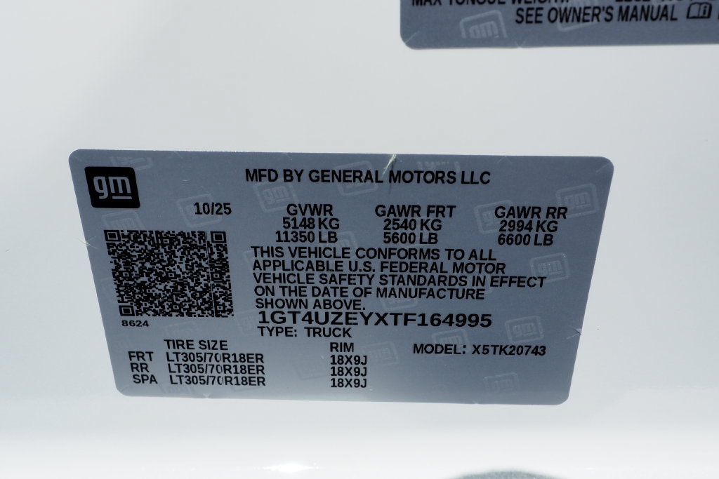 Used 2026 GMC Sierra 2500 AT4X AWD/4WD image 29