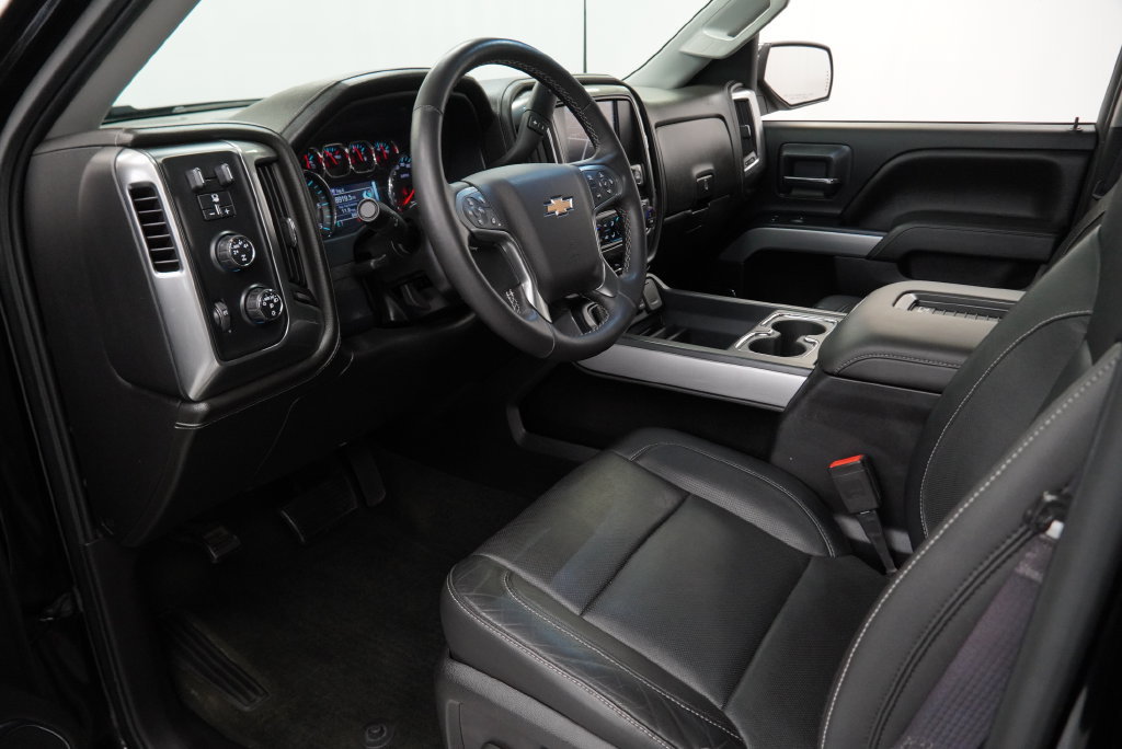 Used 2016 Chevrolet Silverado 1500 LTZ Z71 w/ LTZ Plus Package AWD/4WD image 18