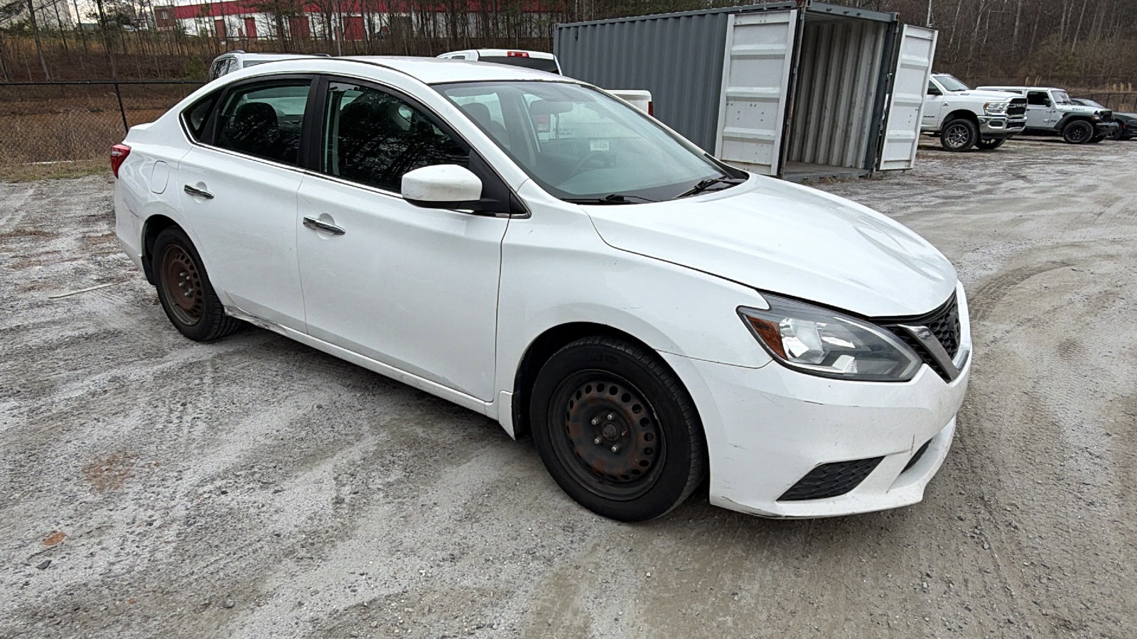 Used 2017 Nissan Sentra S image 5