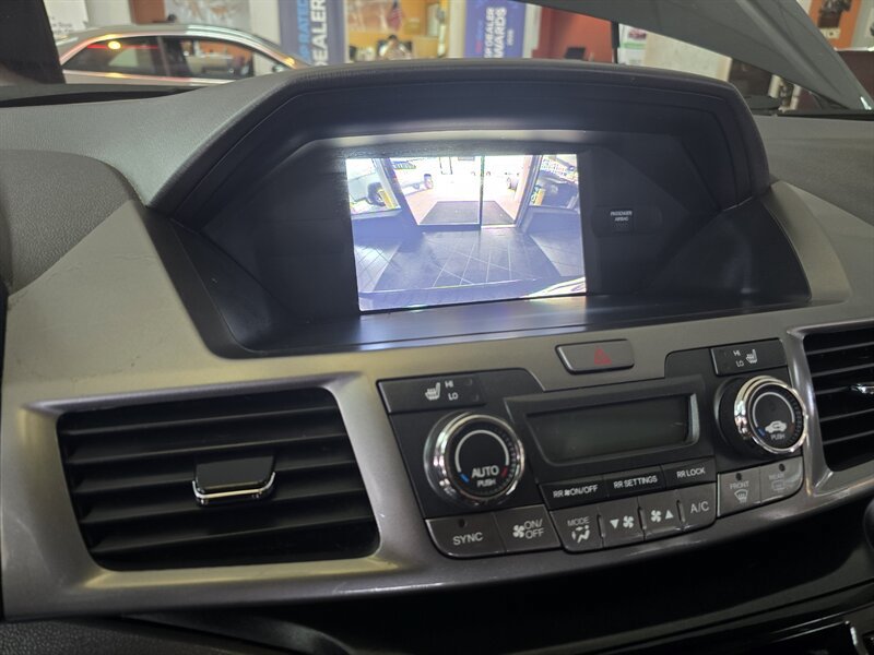 Used 2017 Honda Odyssey EX-L image 21