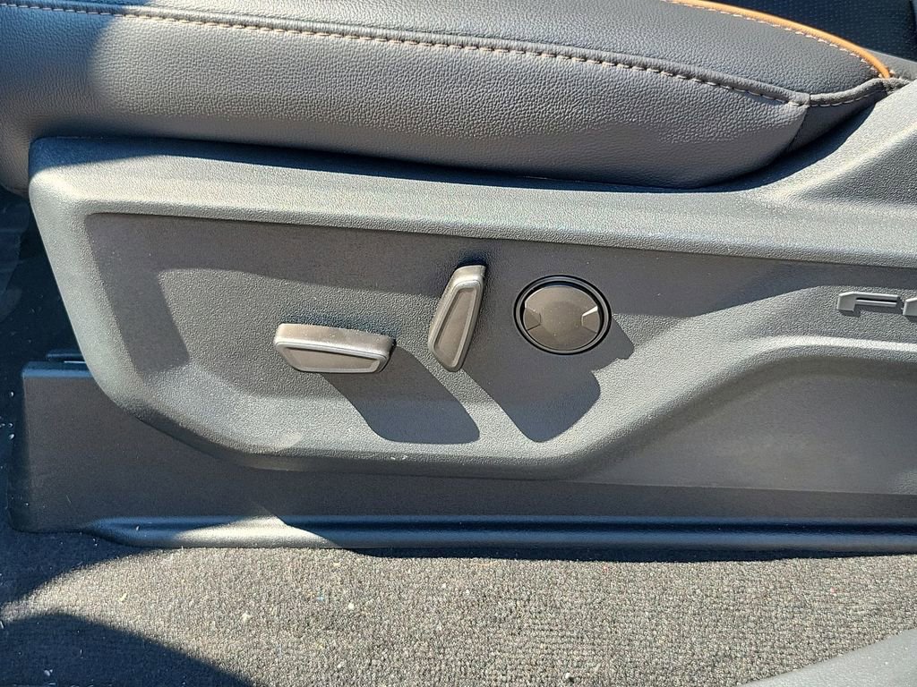 New 2026 Ford F350 Lariat w/ Black Appearance Package image 14