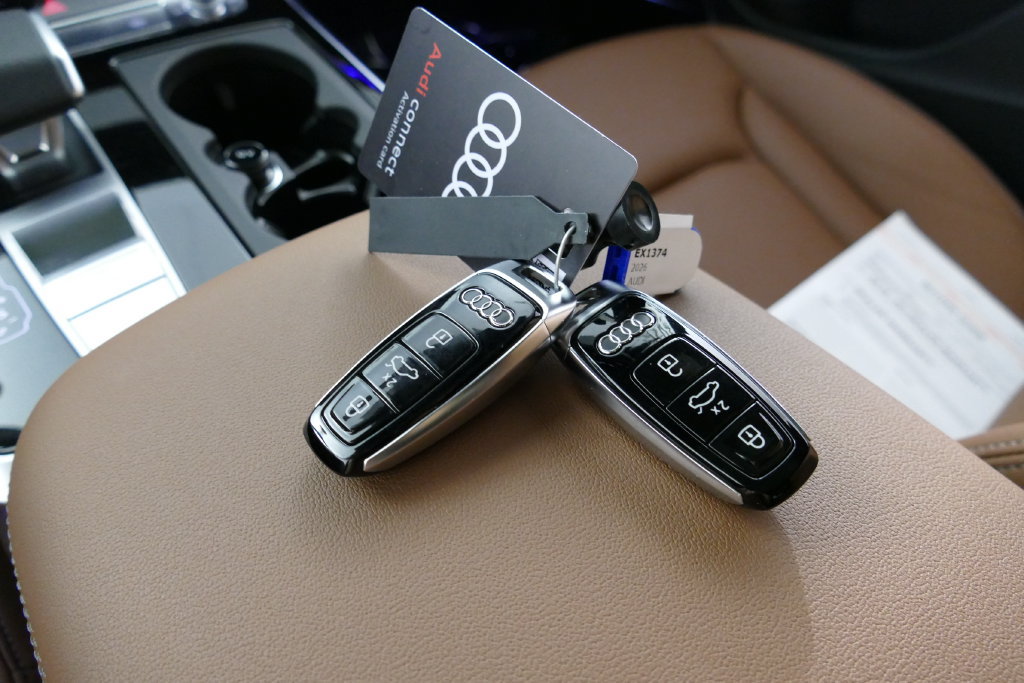 Certified 2026 Audi Q8 Premium Plus w/ Premium Plus Package AWD/4WD image 24