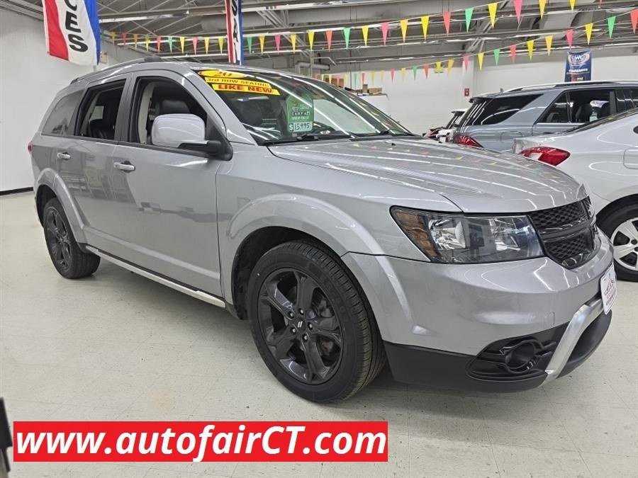 Used 2020 Dodge Journey Crossroad image 1