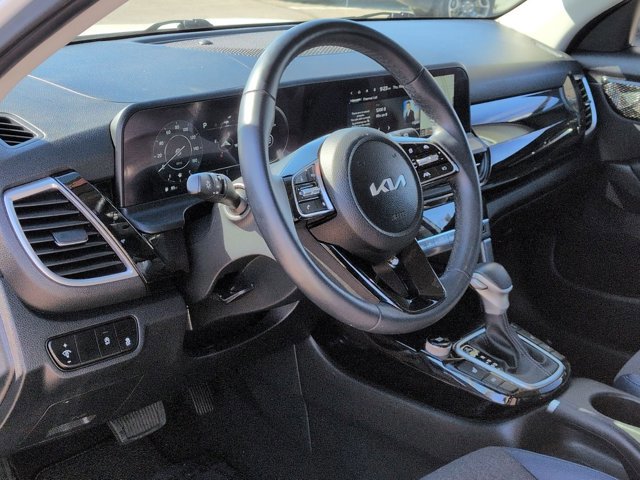 Used 2024 Kia Seltos S image 10