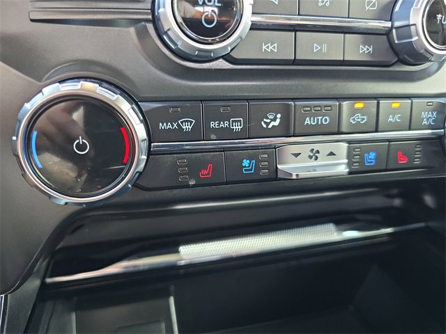 Used 2022 Ford F150 Lariat image 19