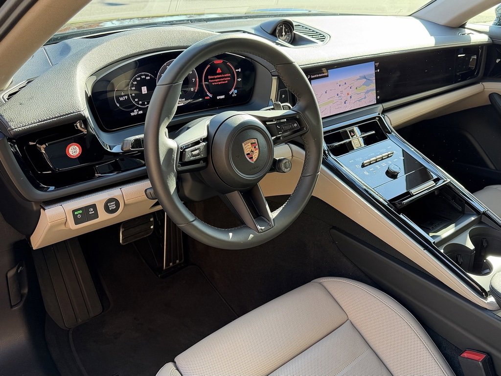 Certified 2025 Porsche Panamera 4S w/ Premium Package image 4