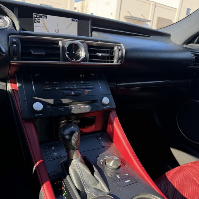 Used 2015 Lexus RC F image 28