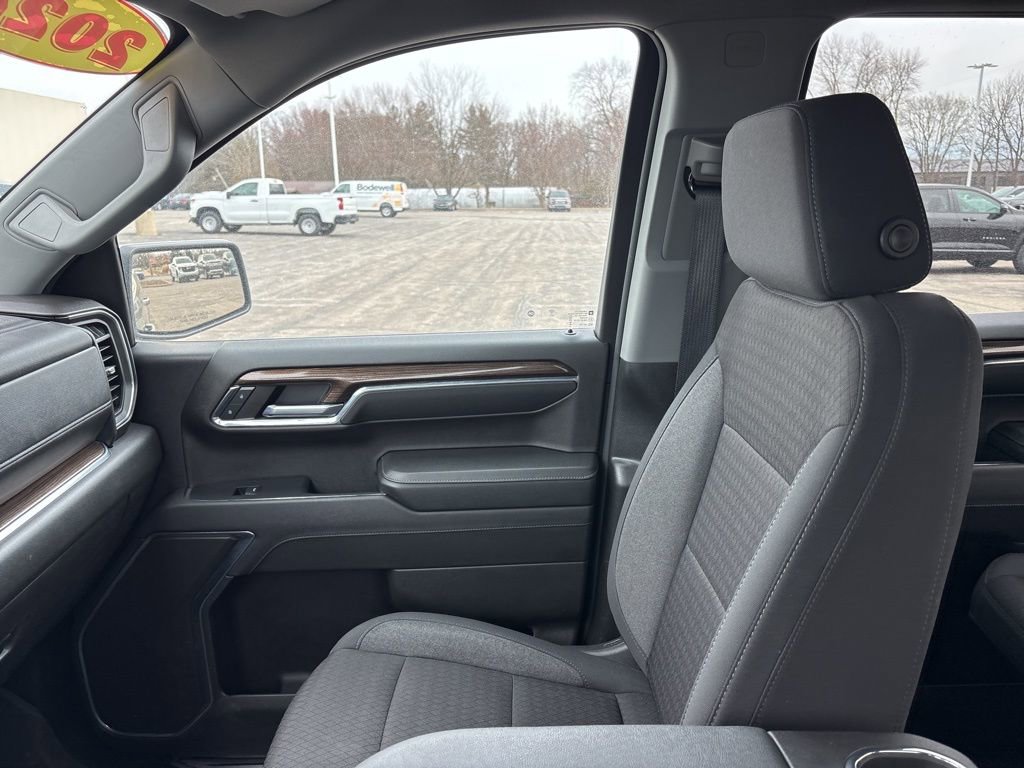 Used 2024 Chevrolet Silverado 1500 LT w/ Protection Package image 46