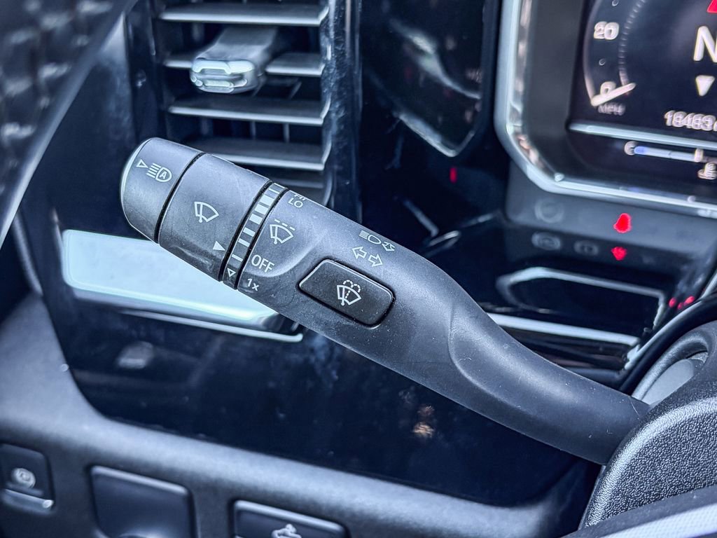 Used 2024 GMC Sierra 1500 SLE image 50