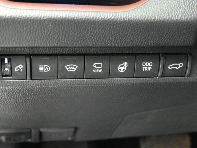 Used 2024 Toyota RAV4 Limited w/ Advanced Technology Package image 21