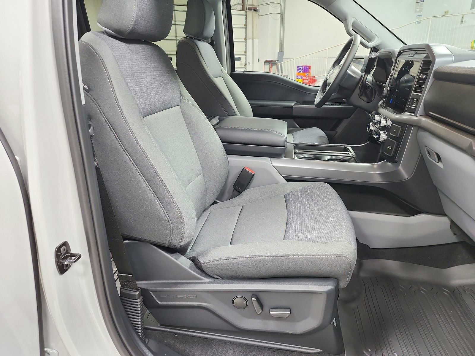 New 2026 Ford F150 XLT image 36