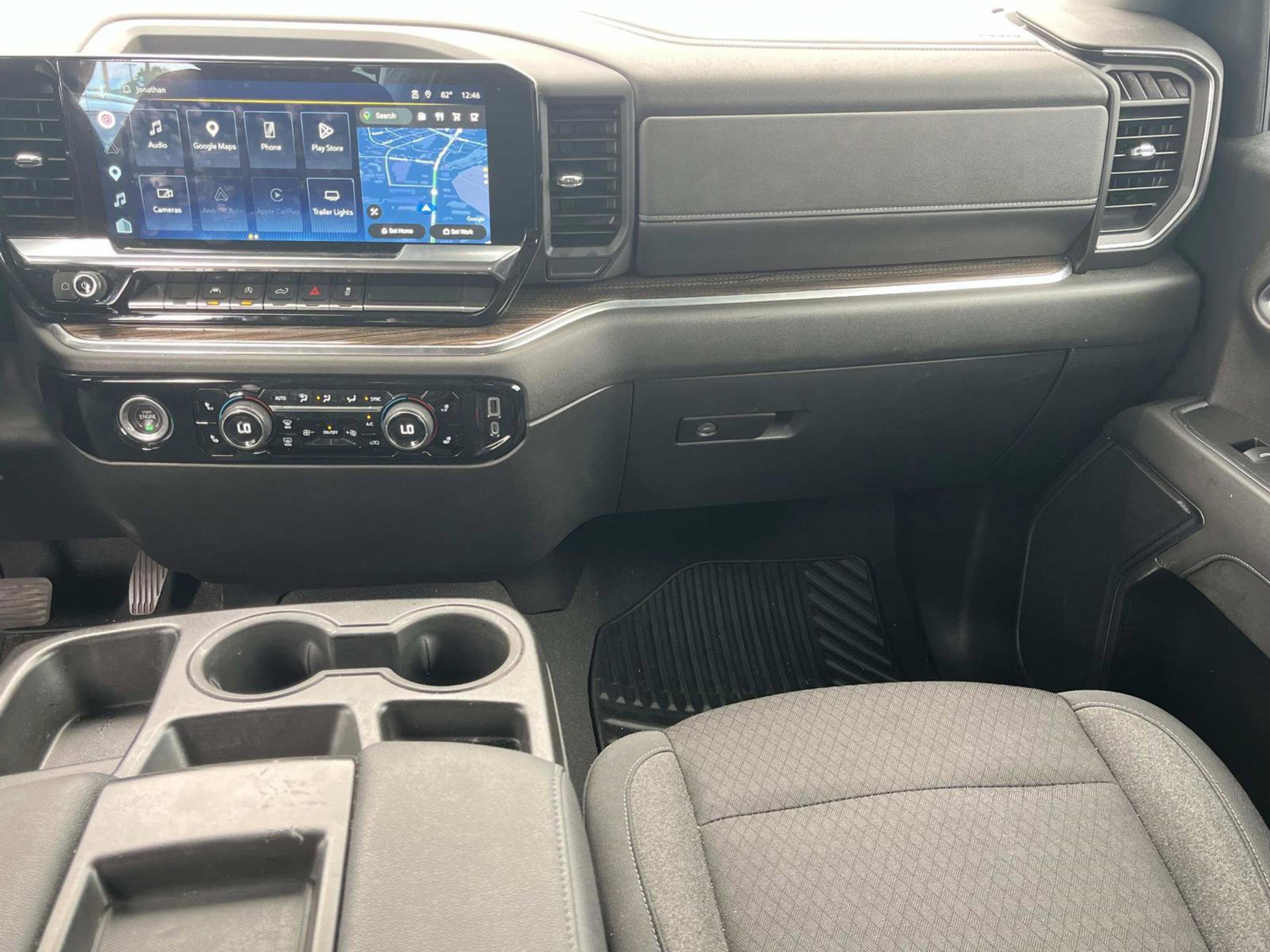 Used 2022 Chevrolet Silverado 1500 LT AWD/4WD image 8