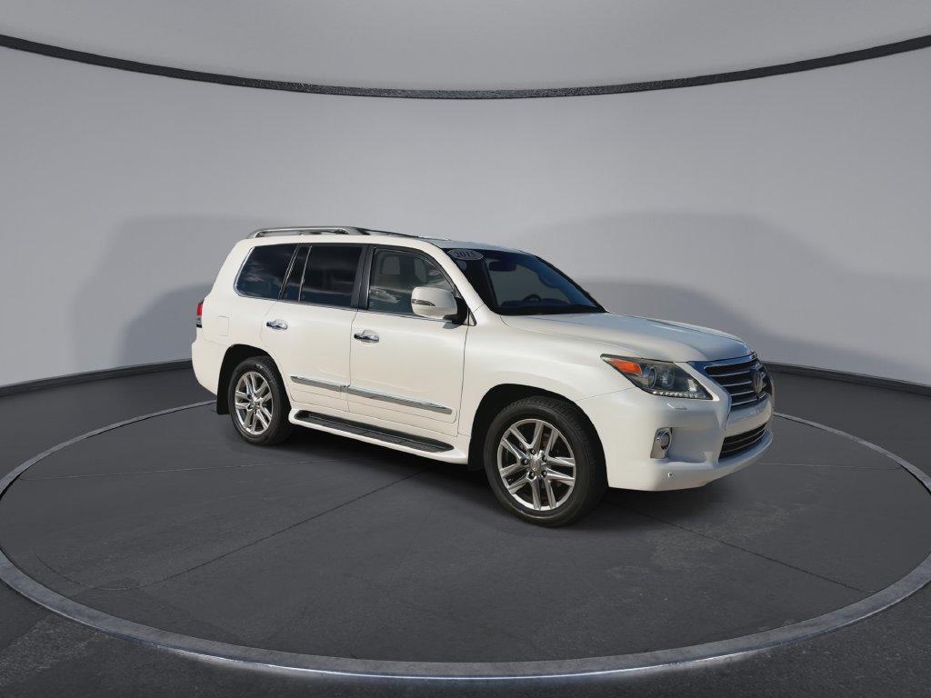 Used 2015 Lexus LX 570 4WD image 2