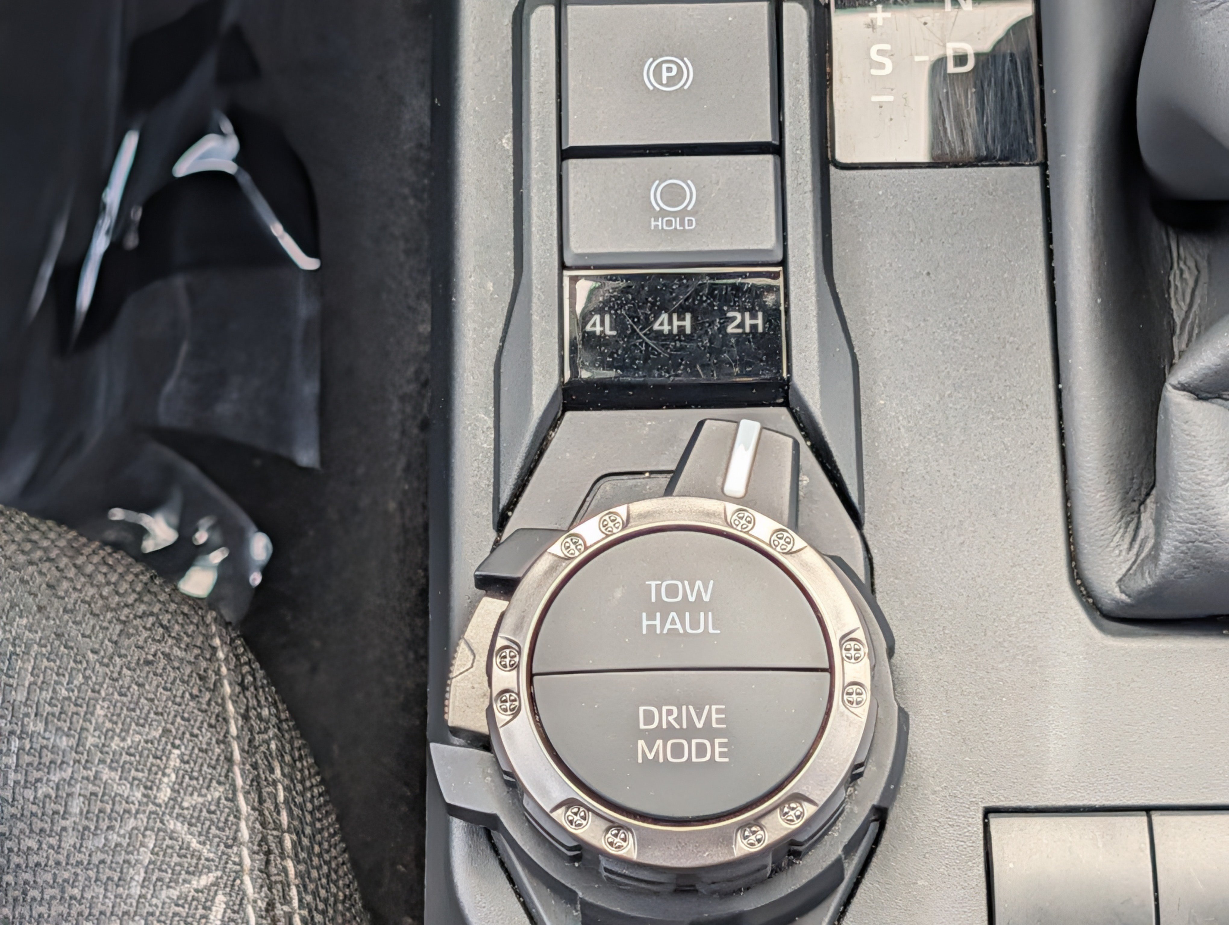 Certified 2025 Toyota 4Runner SR5 AWD/4WD image 27