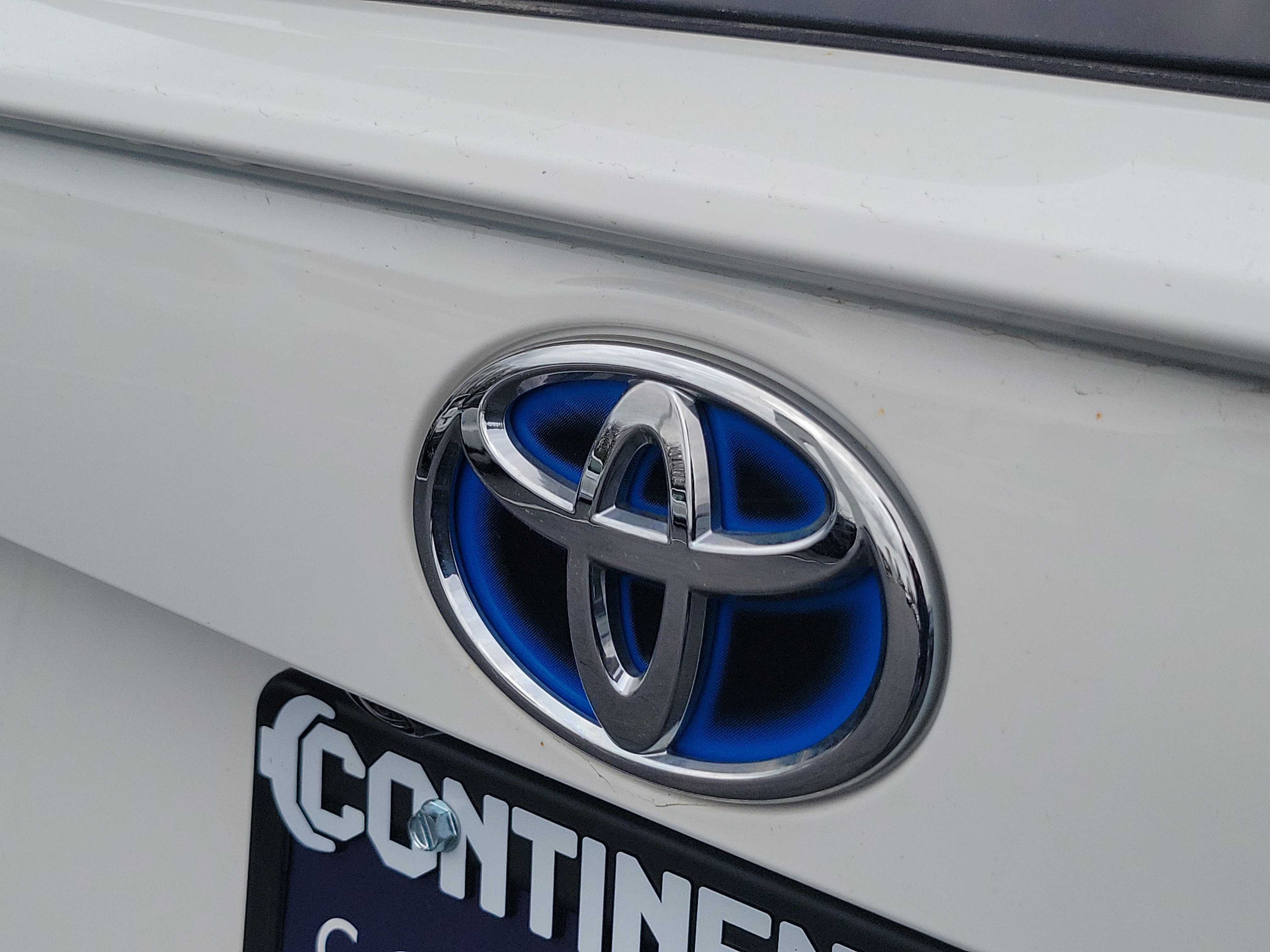 Certified 2023 Toyota RAV4 SE w/ Weather & Moonroof Package AWD/4WD image 7