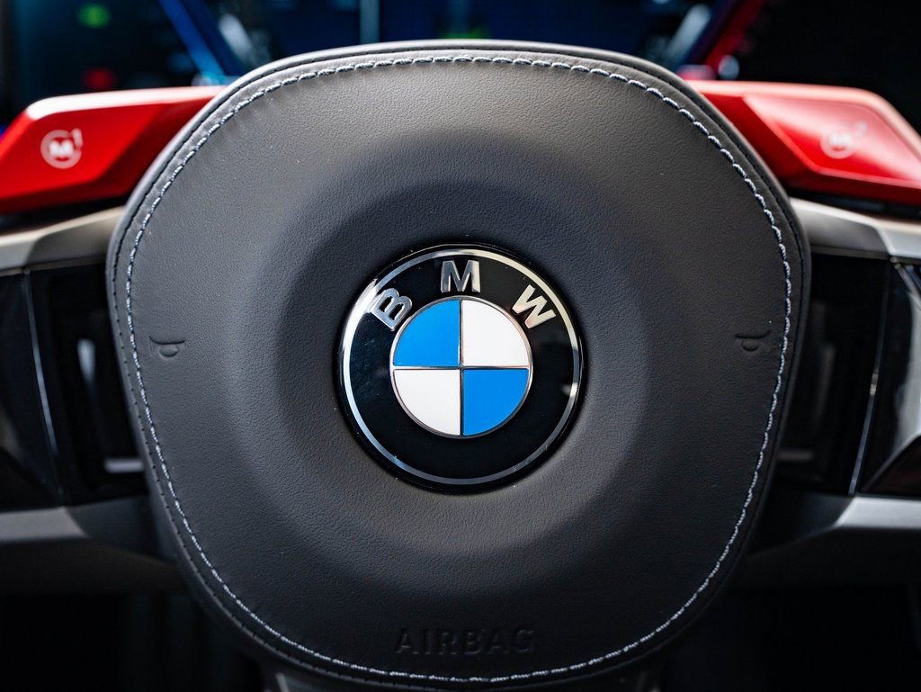 New 2026 BMW M5 w/ Executive Package AWD/4WD image 28