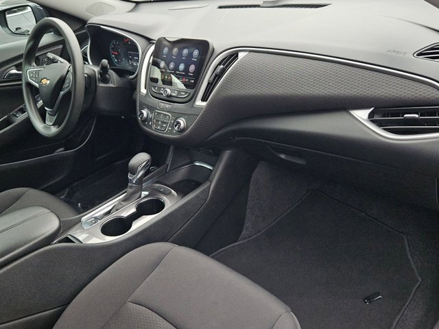 Used 2023 Chevrolet Malibu LT image 32