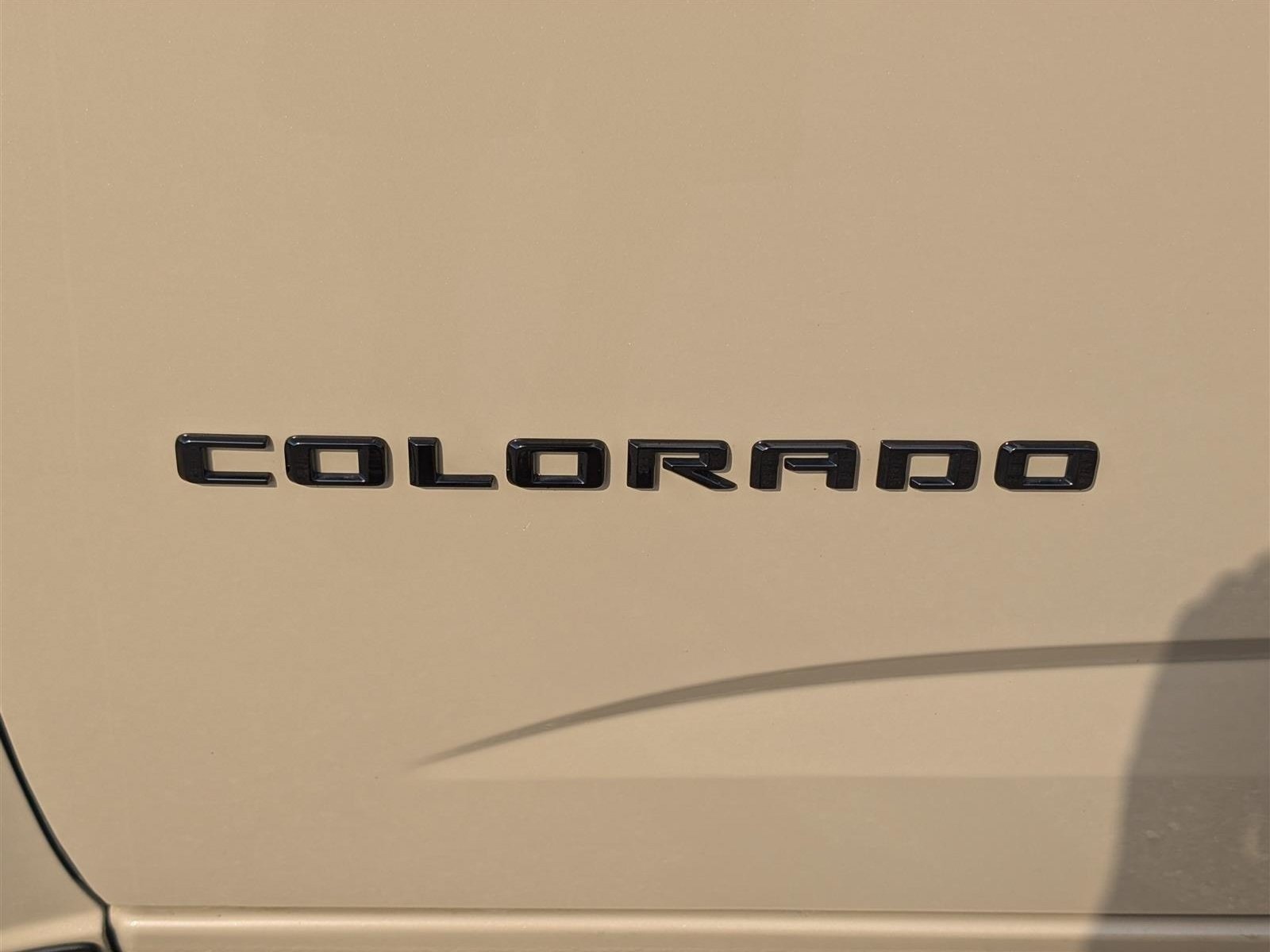 Used 2022 Chevrolet Colorado ZR2 w/ ZR2 Dusk Special Edition AWD/4WD image 9