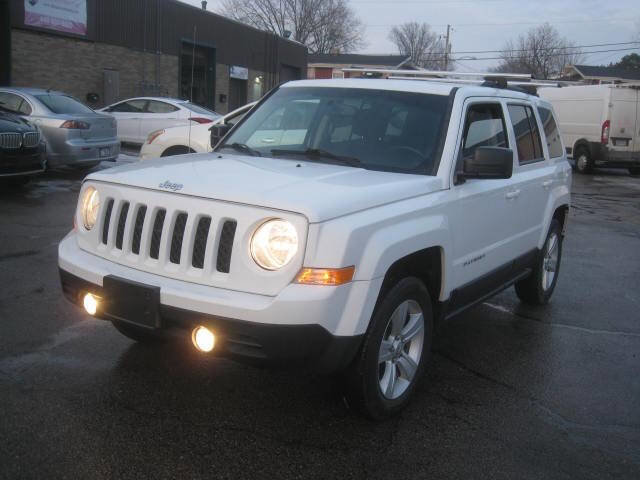 Used 2016 Jeep Patriot Latitude image 1