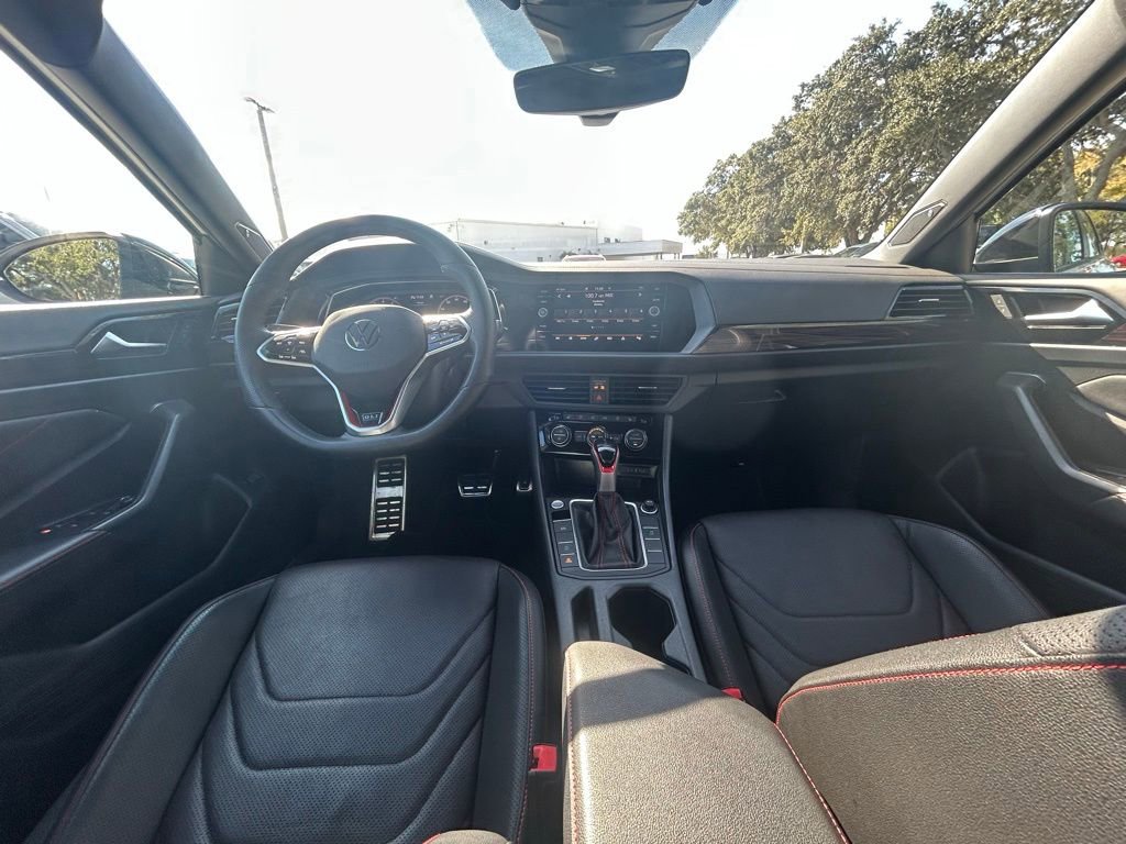 Used 2023 Volkswagen Jetta GLI Autobahn w/ GLI Black Package image 10