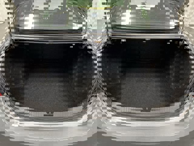 Used 2024 Chevrolet Malibu LT image 25