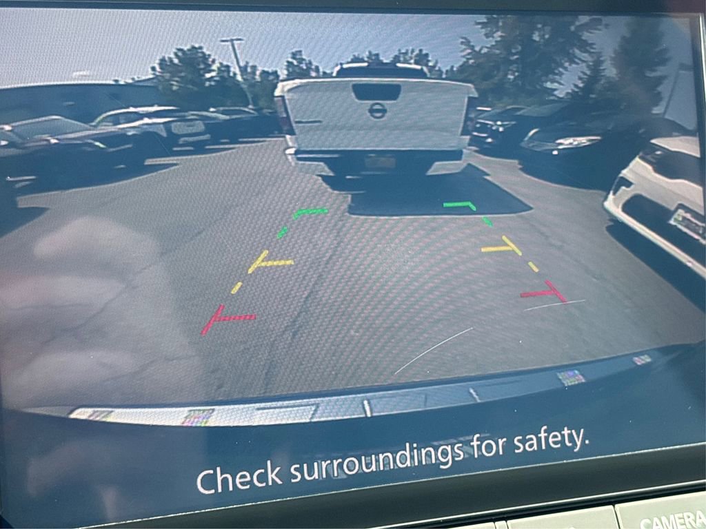 Used 2022 Nissan Rogue SV w/ SV Premium Package image 12