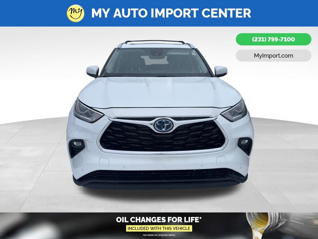 Used 2022 Toyota Highlander Limited image 2