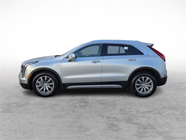Used 2022 Cadillac XT4 Premium Luxury w/ Safety Alert Package image 2