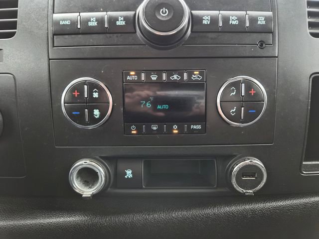 Used 2010 GMC Sierra 2500 SLE w/ SLE Preferred Package image 25