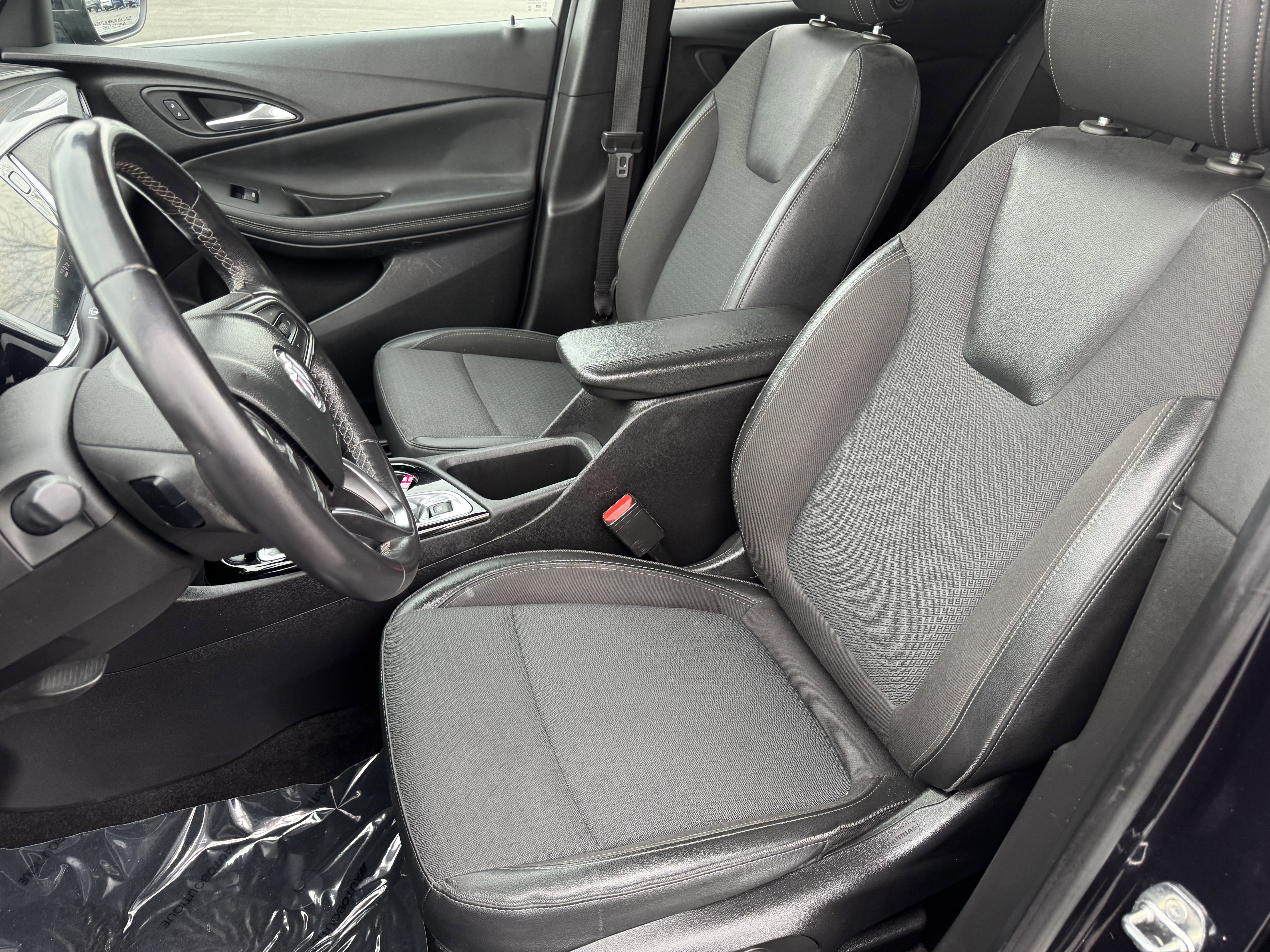 Used 2021 Buick Encore GX Select w/ Sport Touring Package AWD/4WD image 3