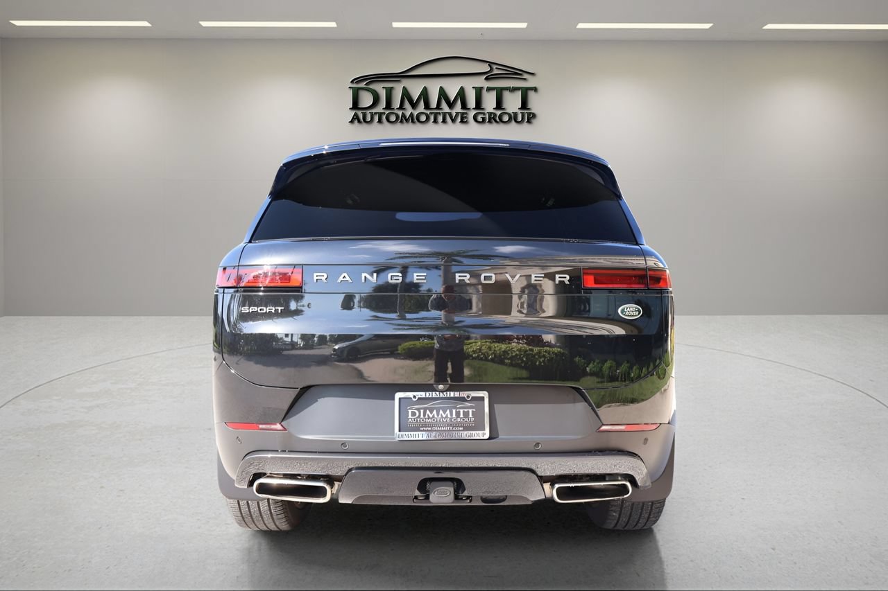 Used 2023 Land Rover Range Rover Sport SE AWD/4WD image 4