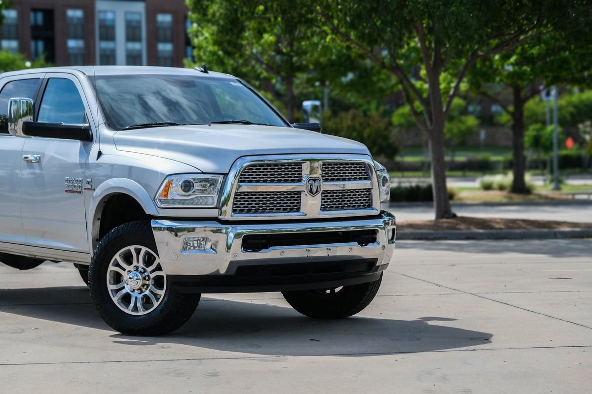 Used 2017 RAM 2500 Laramie image 3