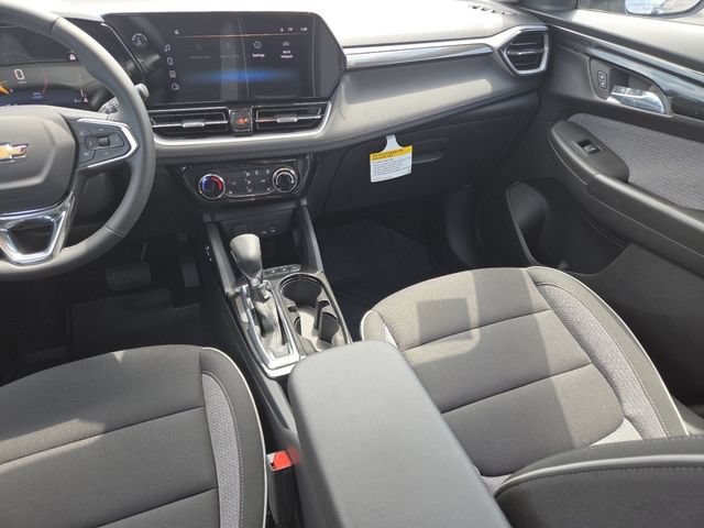 New 2026 Chevrolet TrailBlazer LT w/ LT Cold Weather Package AWD/4WD image 29