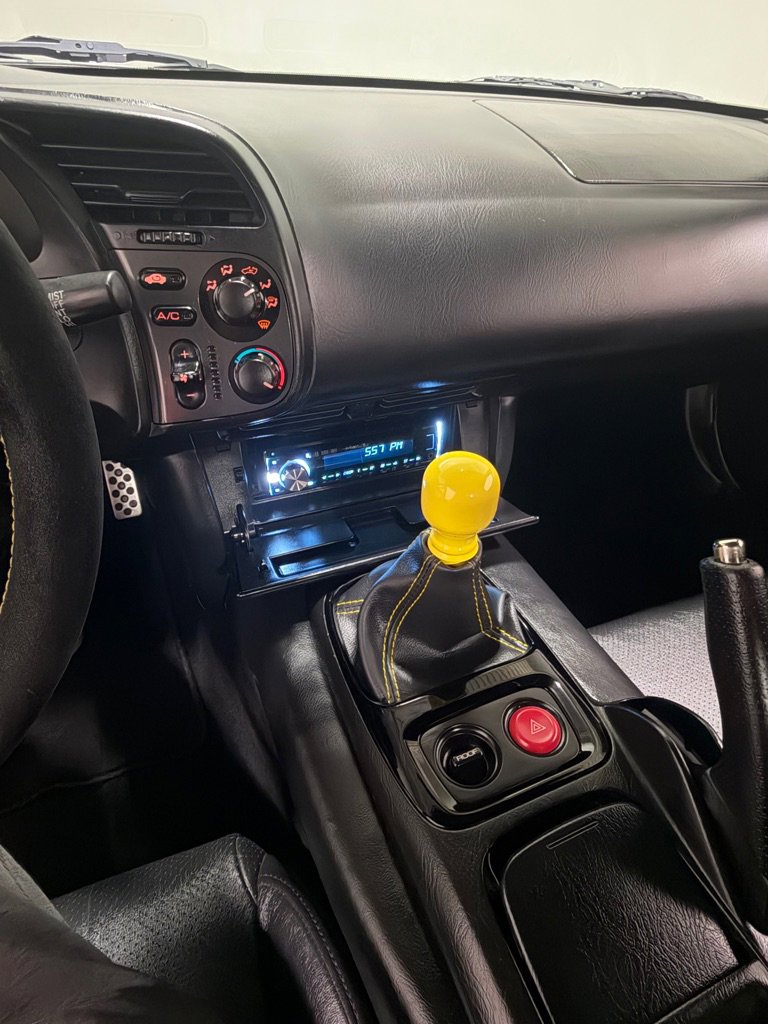 Used 2000 Honda S2000 image 12