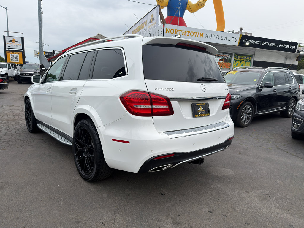 Used 2018 Mercedes-Benz GLS 550 4MATIC image 5