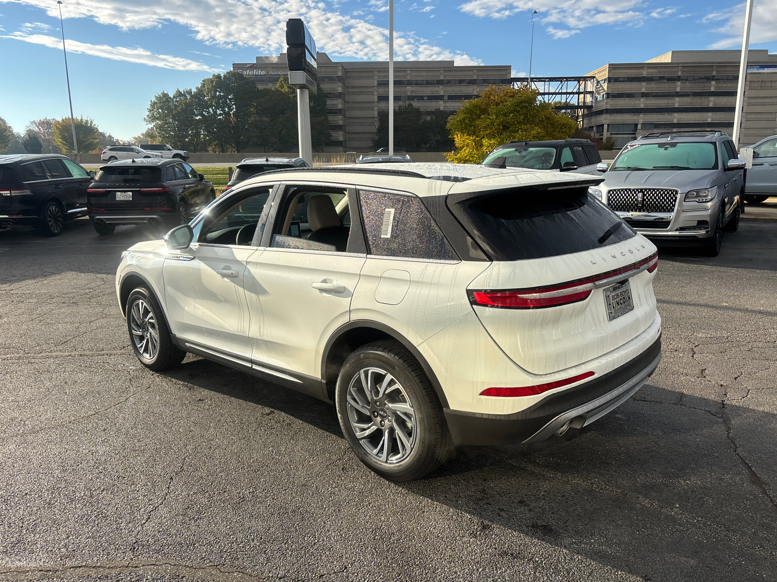 New 2026 Lincoln Corsair Premiere image 5